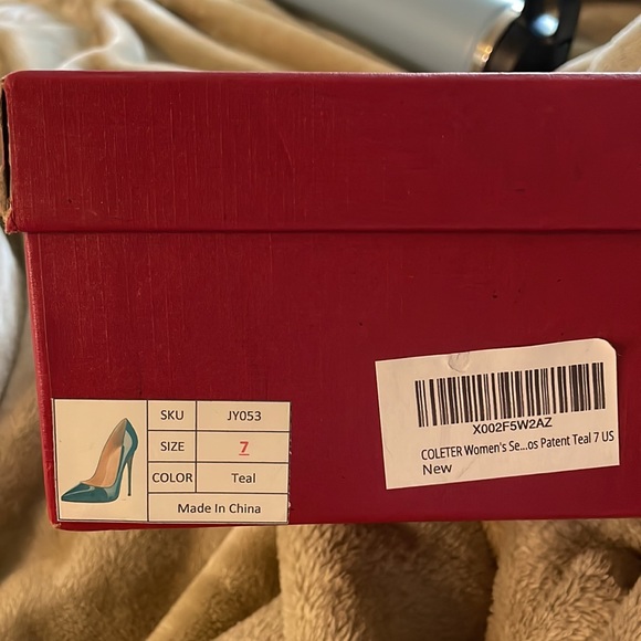 Teal Heels - Picture 4 of 4